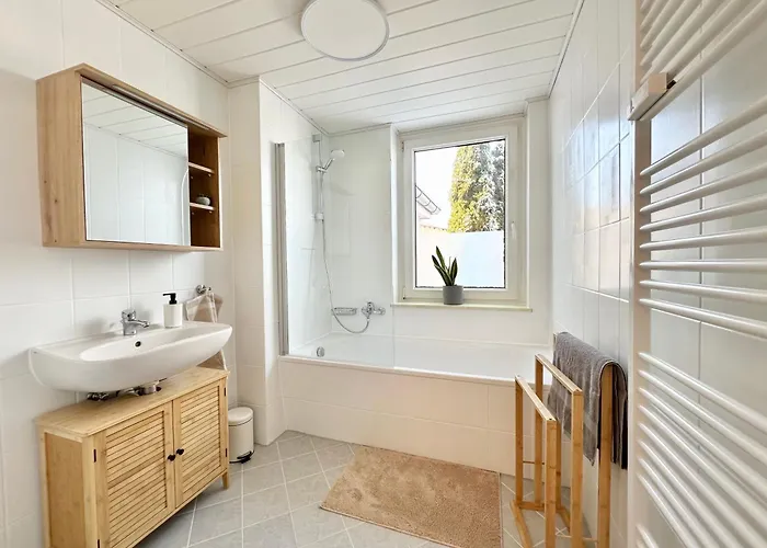 Gemuetliche 3-raum-wohnung In